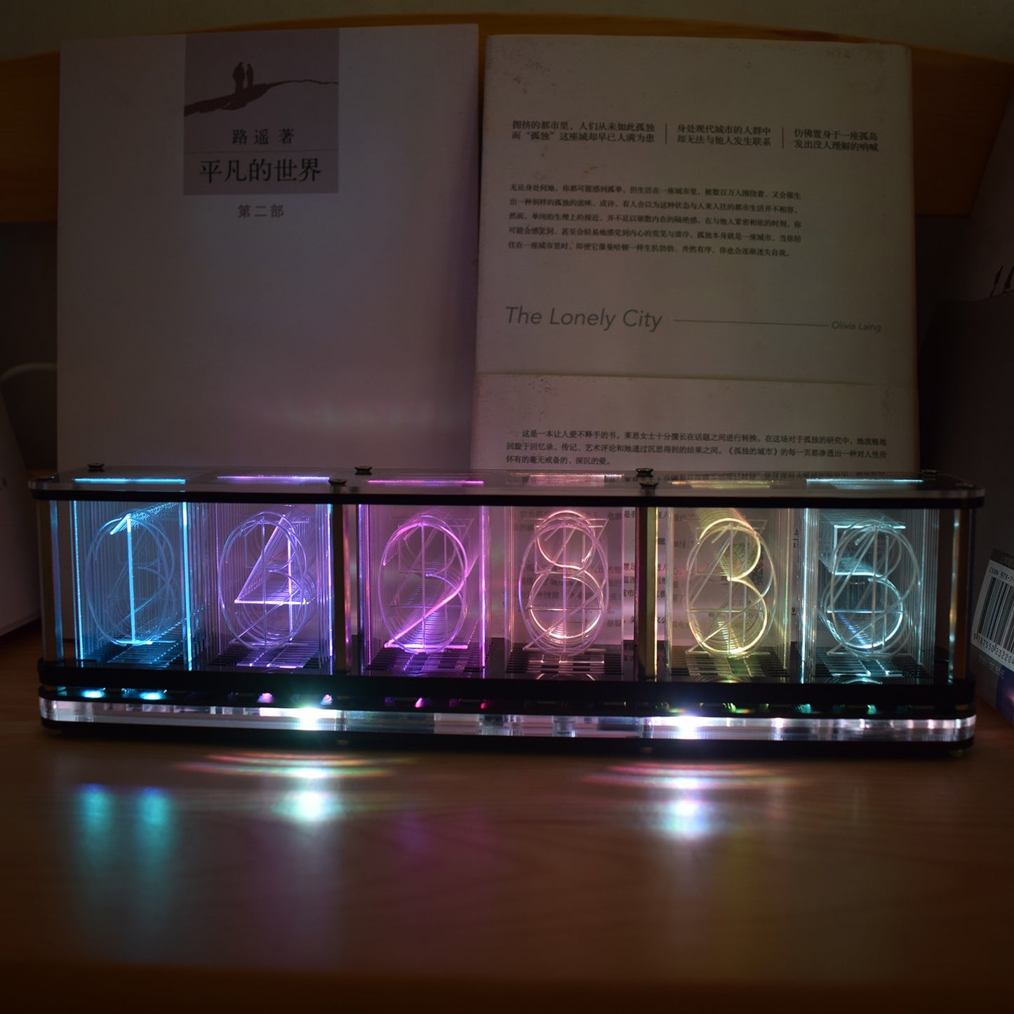 RGB Glow Tube Clock - Orchid Unique 