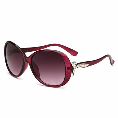 Stylish vintage-inspired sunglasses - Orchid Unique 