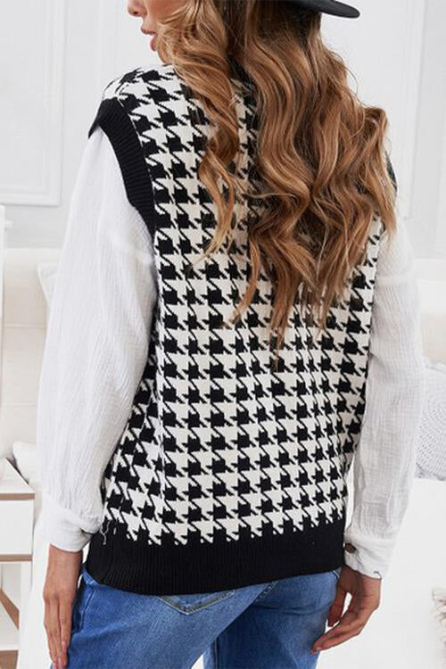 Houndstooth Button Front Sweater Vest Orchid Unique 